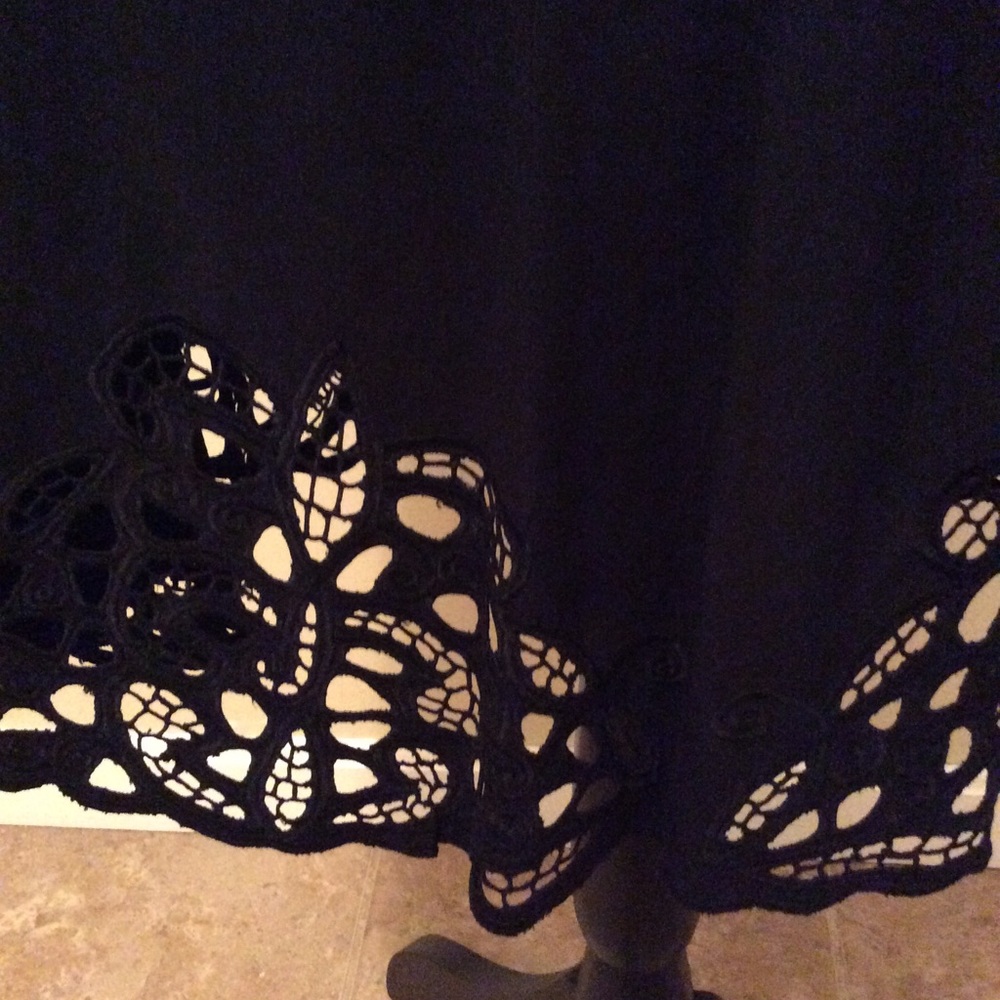 Silky Line Skirt